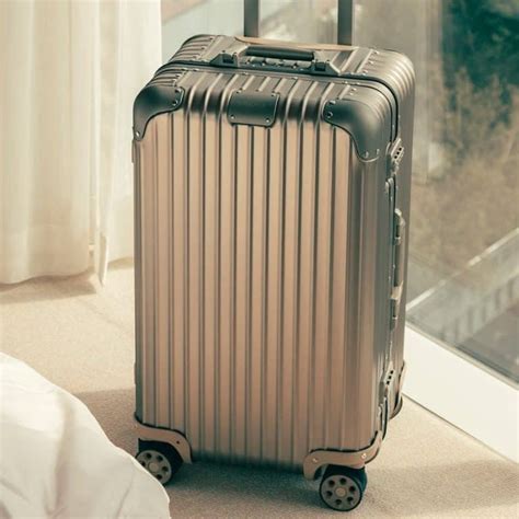 rimowa luggage clearance.